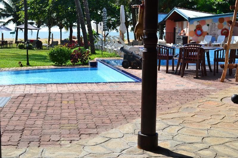 Paradise Beach Hotel Негомбо Екстер'єр фото